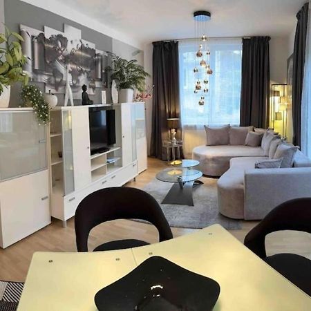 גרוסגמיין Wohnung 1 Mit 2 Schlafzimmern Und Terrasse מראה חיצוני תמונה